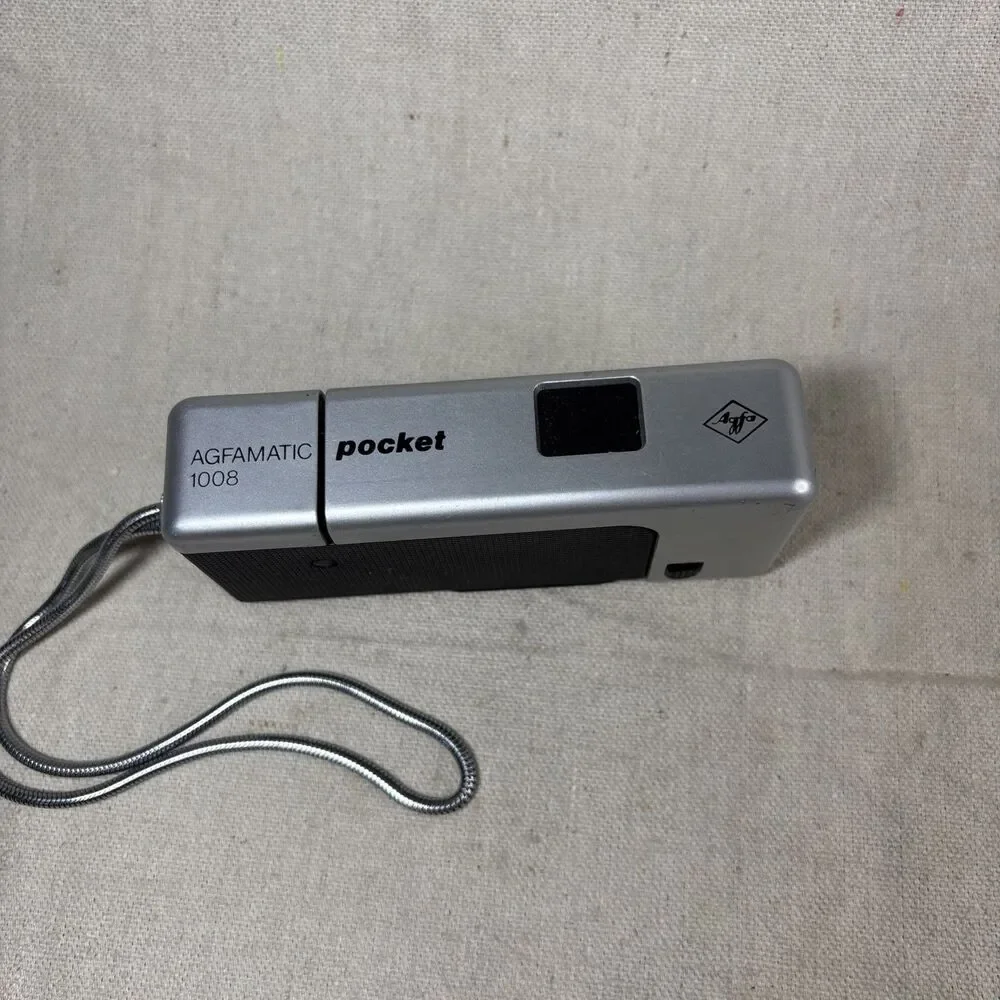 Agfamatic 1008 Pocket Sensor Vintage Camera With Metal Strap Untested